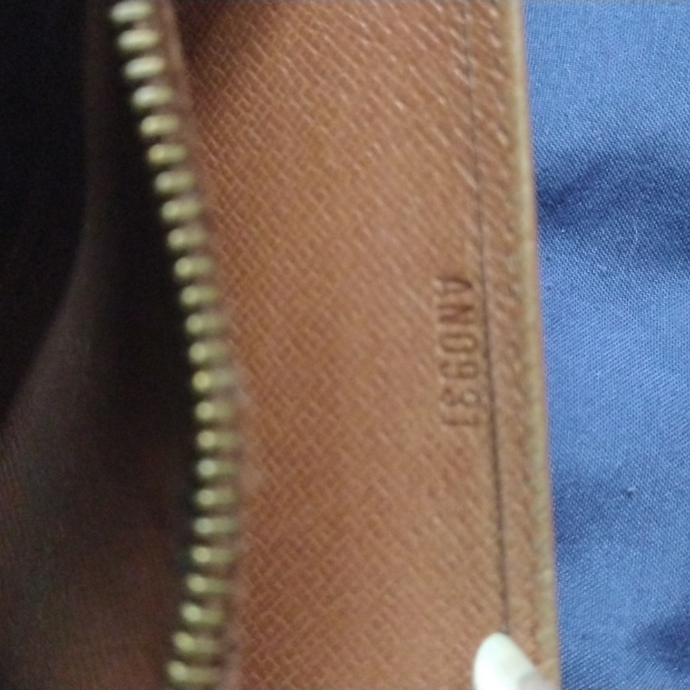 Louis Vuitton tresor wallet - Picture 7 of 7